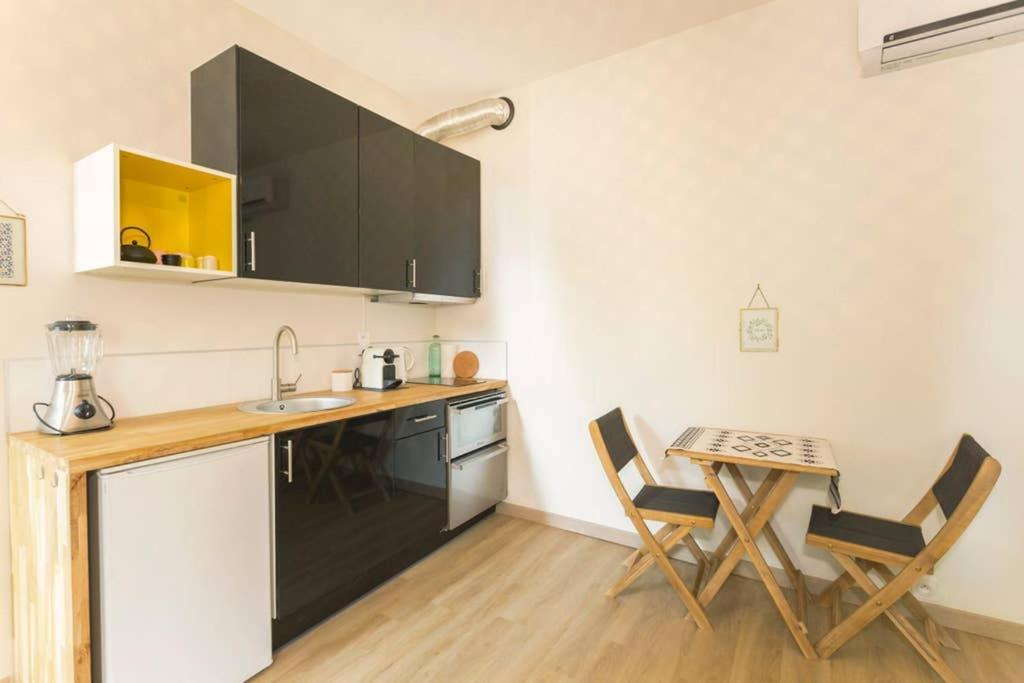 Mini Maison Studio Ancienne Renovee +Parking Avignon Exteriör bild